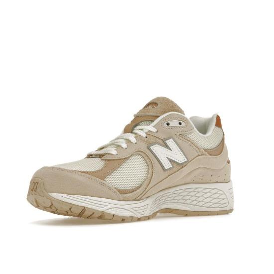New Balance 2002R Sandstone Unisex Sneakers M2002RSC