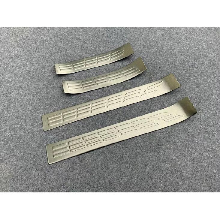 For Toyota Raize Z A200A A200 Stainless Steel Ouside Door Sill Panel Scuff Plate Kick Step Trim Cover Protector