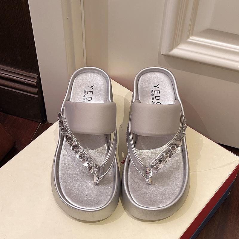 Small Man Increases Height Seaside Vacation Toe Flip-flops Rhinestone Thick Bottom Summer Muffin Slope Heel Beach Women's Cool Slippers