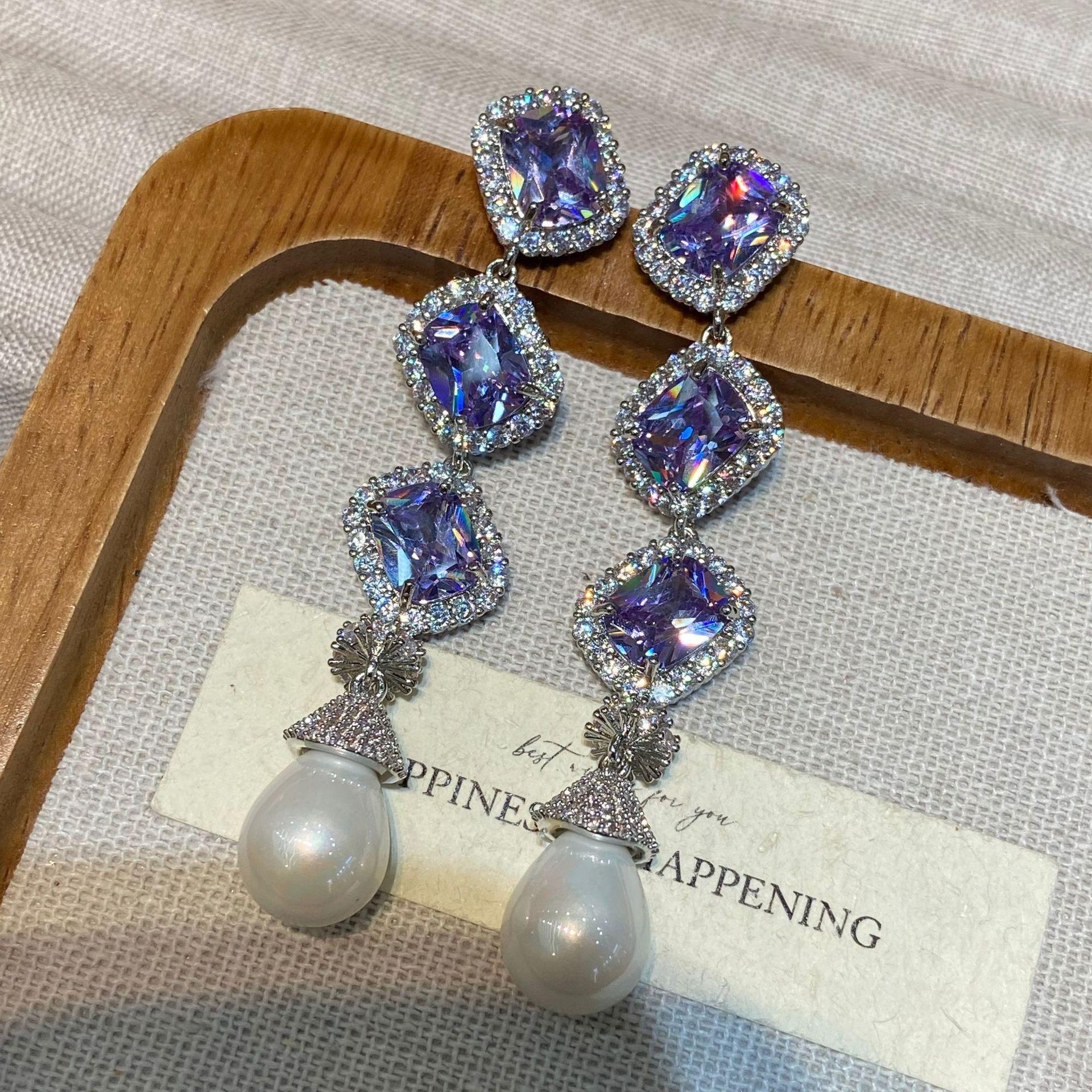 

Super Flash Rhombus Zircon Bead Long Earrings Fashionable Atmosphere Light Luxury High Sense Elegant Temperament Evening Dress Earrings