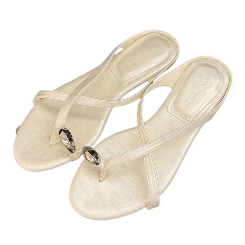 Fashion Female Metal Footwear Sandals Shoes 2025 Summer Fashion Shallow Women Sandals Casual Slip On Shoes Retro Trend Flip Flops