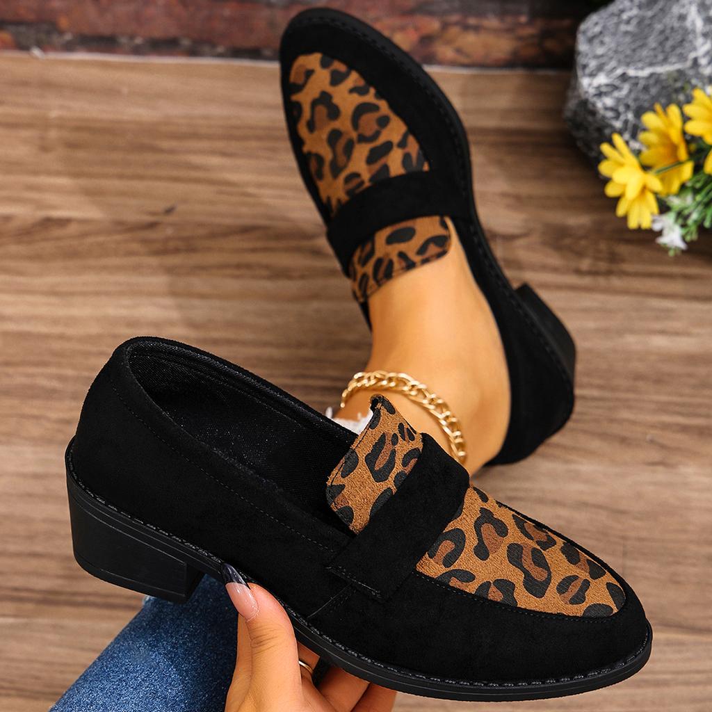 2025 New Spring Autumn Fashion Women Designer Comfortable Casual Shoes Women Medium Heel Pointed Toe Leopard Print Slip-On Shoes