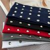 Bandeau de sport large à rivets métalliques pour femmes Bandeau élastique Accessoires de cheveux Mode Design Simple Bandeau absorbant la transpiration