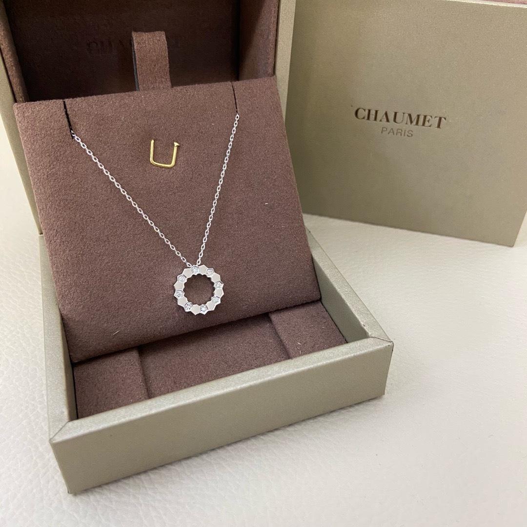 2025 V Gold Rhombus Honeycomb Diamond Clavicle Necklace - Light Luxury & Fashionable Gift