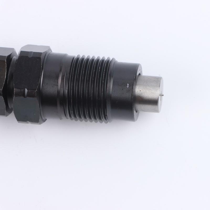 1Pcs For Kubota Fuel Injector 16032-53000 16032-53902 Diesel Engine Injector Replacement High Performance