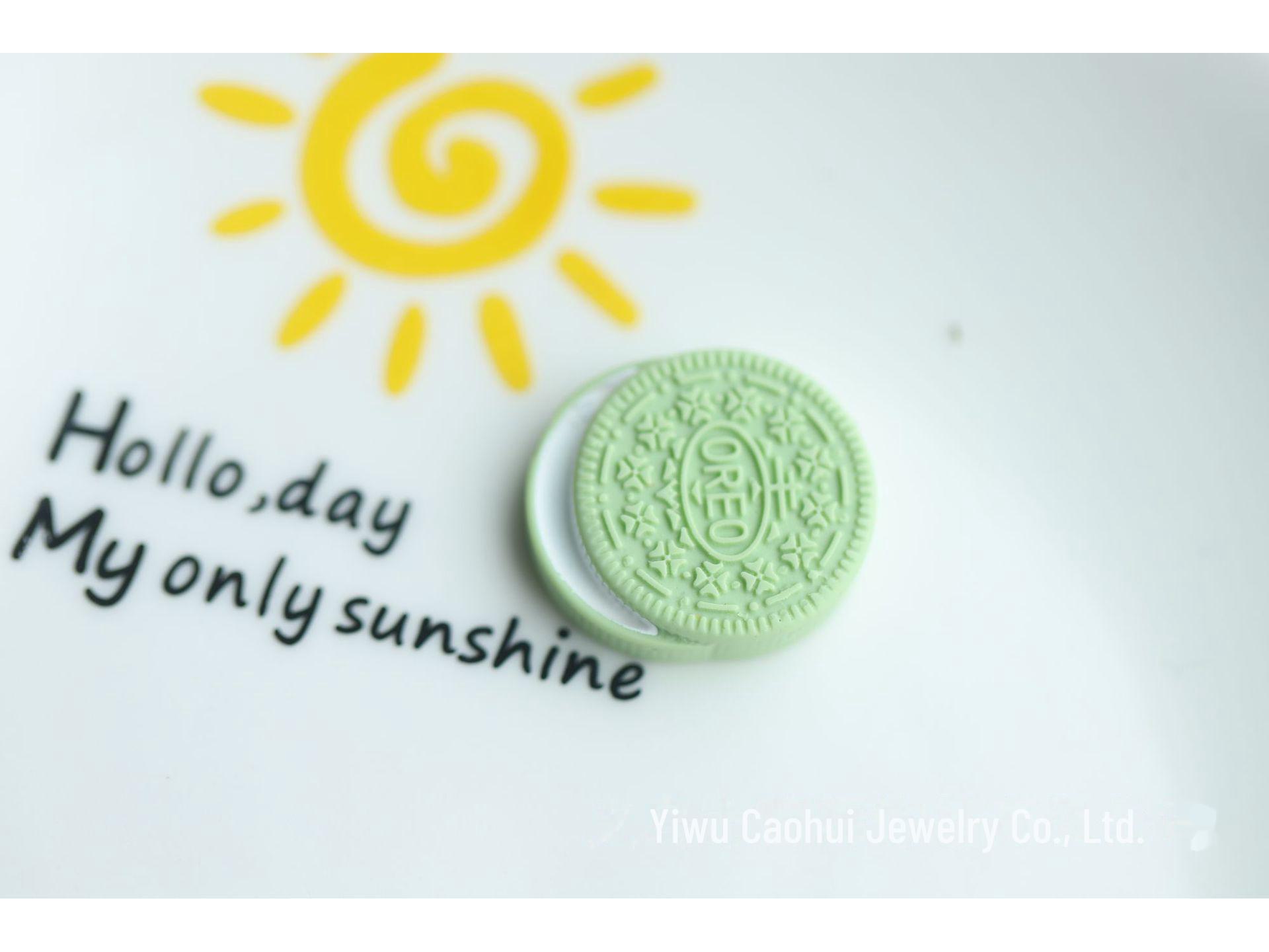 

Милий хлібний бісквіт та смажене яйце, прикраси з смоли, аксесуари для рукоділля 2.0-2.3 cm