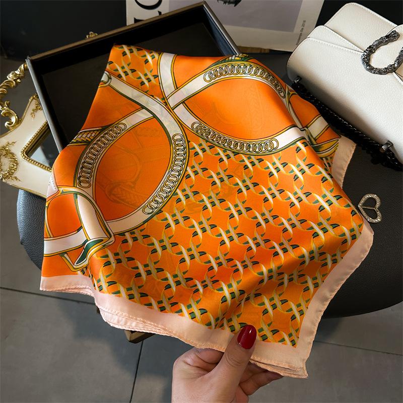 Luxury Brand Chain Print Square Scarf Women's Imitation Silk Scarf Casual Versatile Decoration Small Neck Scarf 70CMx70CM