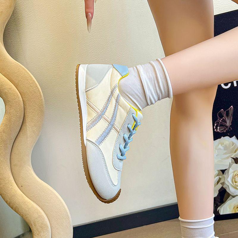 

2025 Женские Шикарные Кружевные Скрывающие Высоту Кроссовки Немецкие Тренеры в Цветовом Блоке Белые Повседневные Спортивные Туфли 41