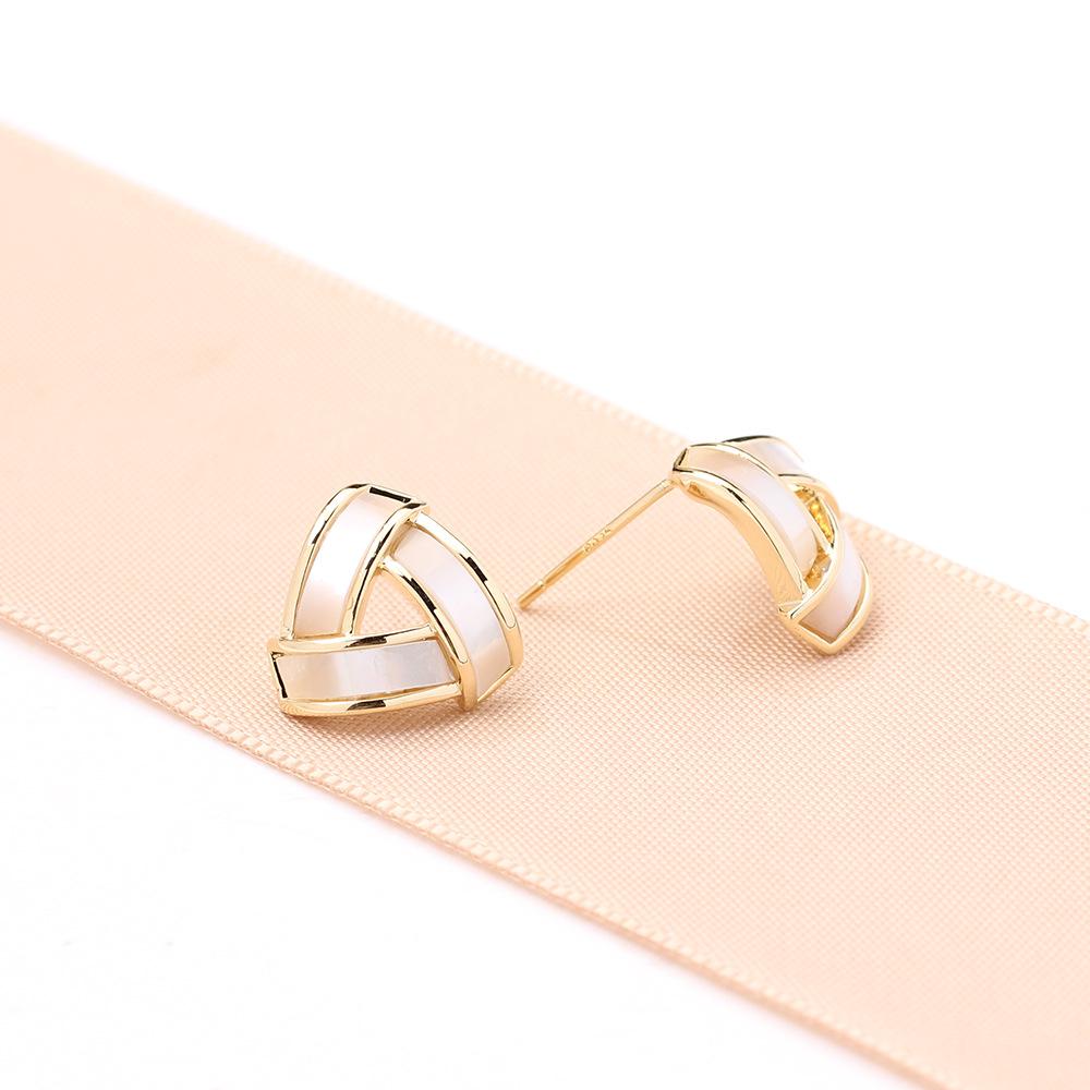 New Product Fashion Temperament Natural Shell Triangle Earrings Gold-plated Stud Earrings Without Earrings Earclip Earrings Women's Gift