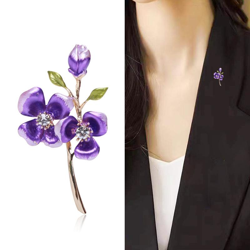 Creative Retro Enamel 3 Colors Plum Brooches Pin Alloy Dripping Oil Collar Flower Brooch Woman Mothers Day Gift
