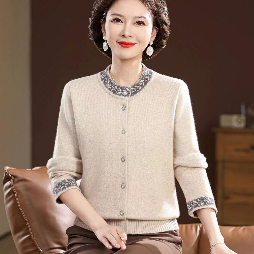 Autumn Winter Women's Round Neck Embroidered Cardigan Sweater Thickened Loose Knit Cardigan