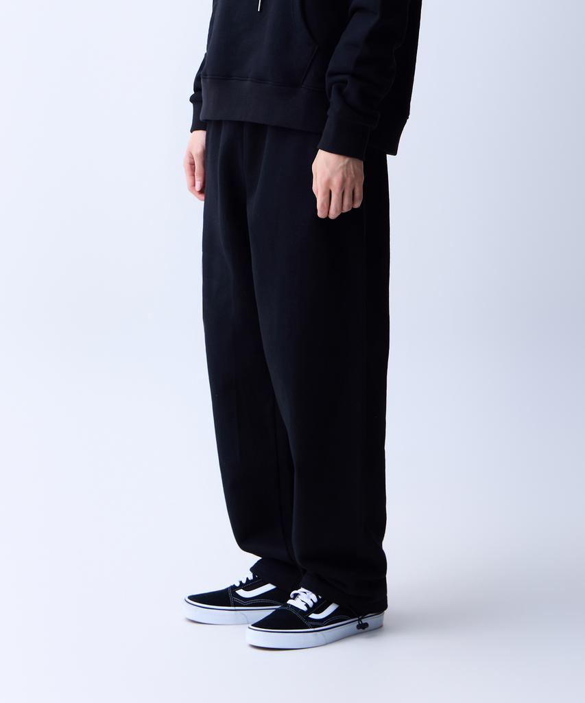 ADERNM Essential Sweat Pants (Black)
