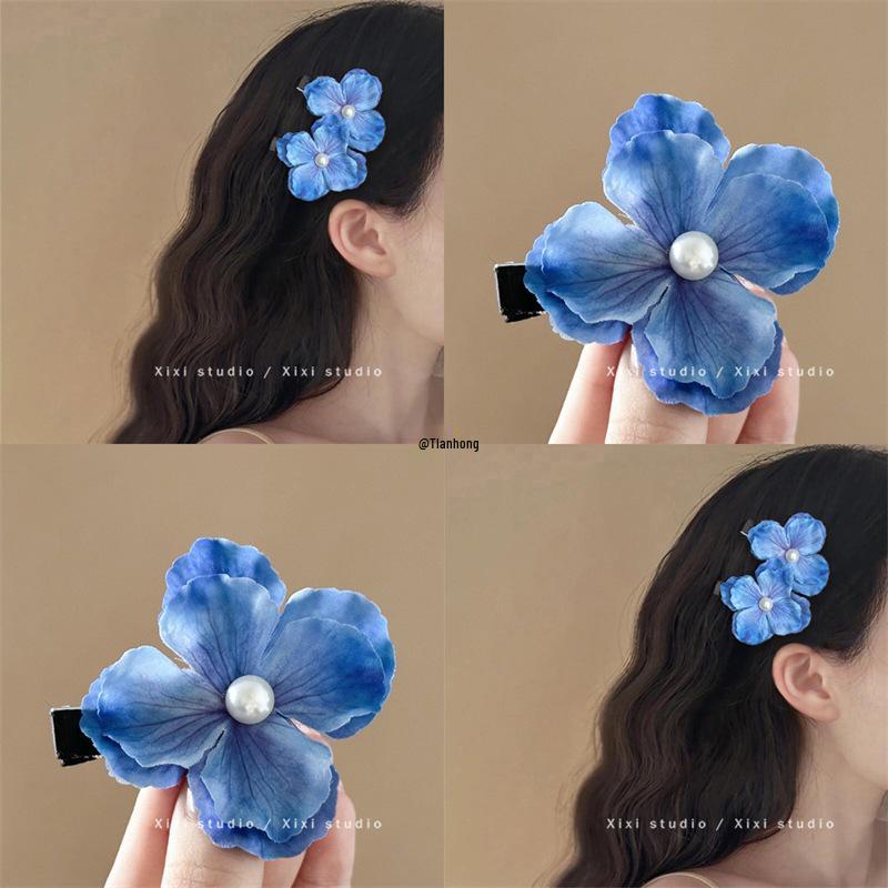

Blue Beach Floral Hair Clip - Elegant Headwear & Side Hairpin Accessory Green Hair Clip (Pair)
