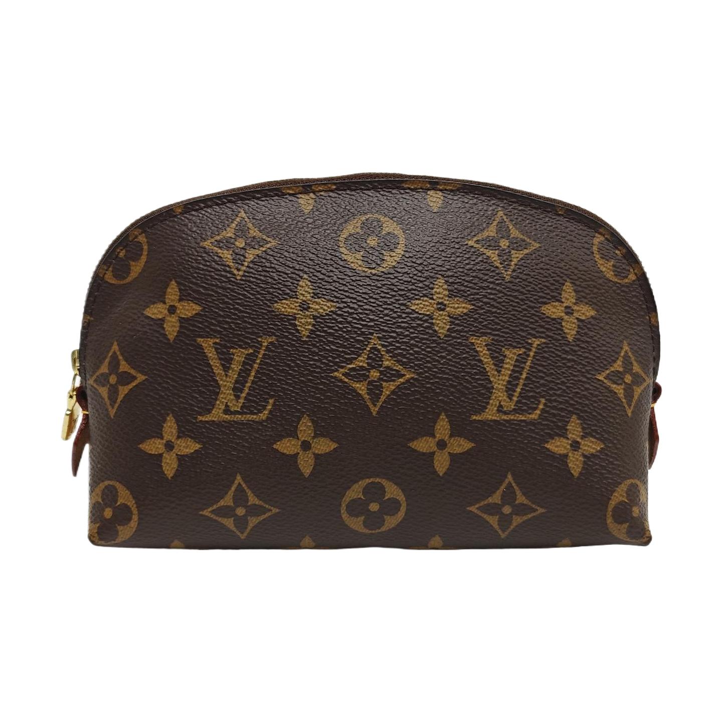[Pre-Owned] Classic Monogram Canvas Cosmetic Shell Clutch - Very Good #1J2UDIU ONE SIZE