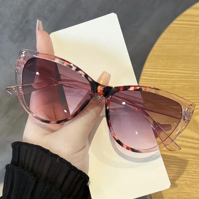Men Women's New Trend Cat Eye Sunglasses Fashion Outdoor Anti-UV Sun Glasses Unisex Retro Large Frame Driving Eyeglasses Shades