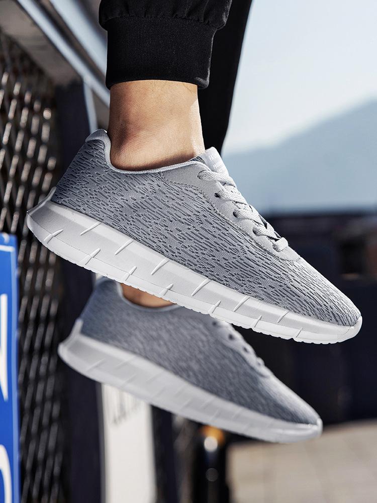 New Men's Shoes Low-top Breathable and Lightweight Running Shoes Fly-woven Mesh Lightweight Sports Running Shoes