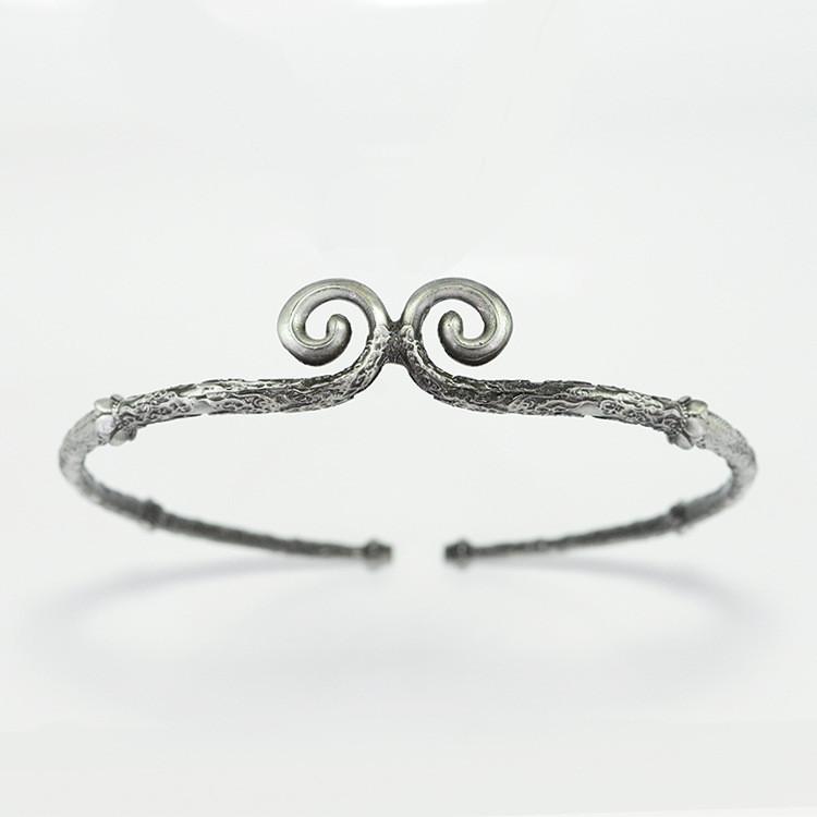 Beautifully Designed Wukong Gold Staff Classic Decorative Piece Perfect For Home And Office Silver