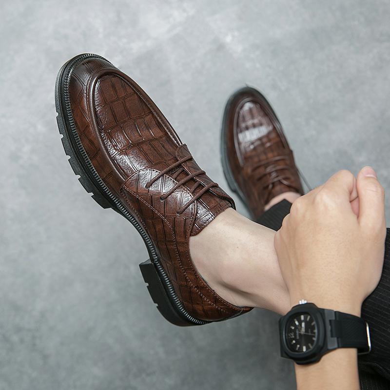 

2025 spring new plaid British breathable men s leather shoes fashion trend dress business wedding leather shoes men s trendy shoes 46 коричневый