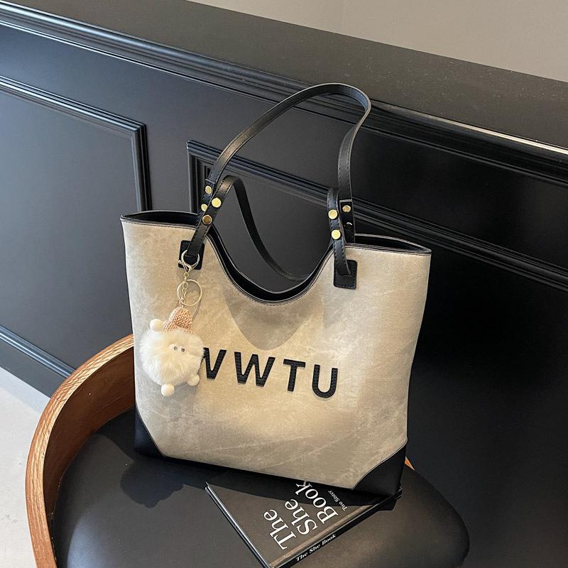 

Женская сумка-тоут, новая, большой вместимости, для поездок на работу, на плечо, подмышку, универсальная повседневная сумка With pendant хаки