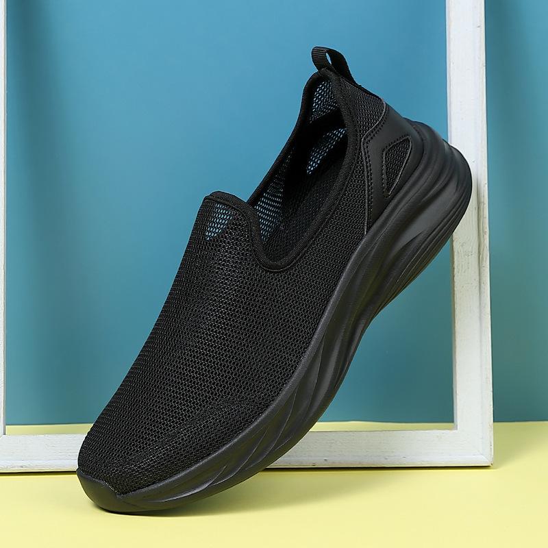 

Весенне-осенние черные сетчатые туфли на одной педали, спортивные кроссовки из летно-трикотажной сетки, повседневные универсальные модные туфли на мягкой подошве 39 чёрный