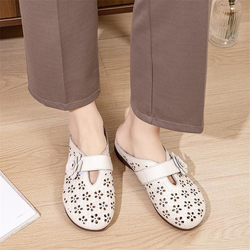 Fashion High Quality Genuine Leather Women's Sandals Women Flat Sandals Retro Mom Shoes Woman Closed Toe Non-Slip Beach Slides Sandals