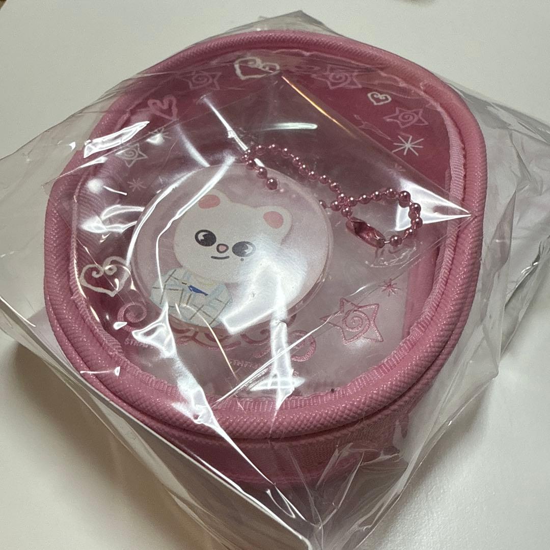 

[USED] straykids Hyunjin Clear Pouch