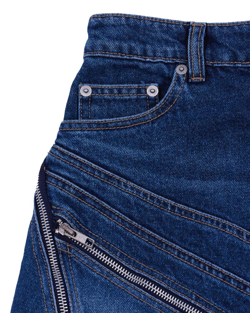 The Museum Visitor Diagonal Zipper Detailed Washed Denim Skirt (Washed Blue)