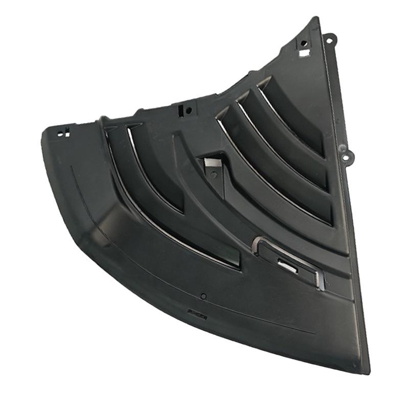 Front Bumper Triangle Panel Chassis Mudguard for BMW 7 Series E66 (51717153787, 51717153788).