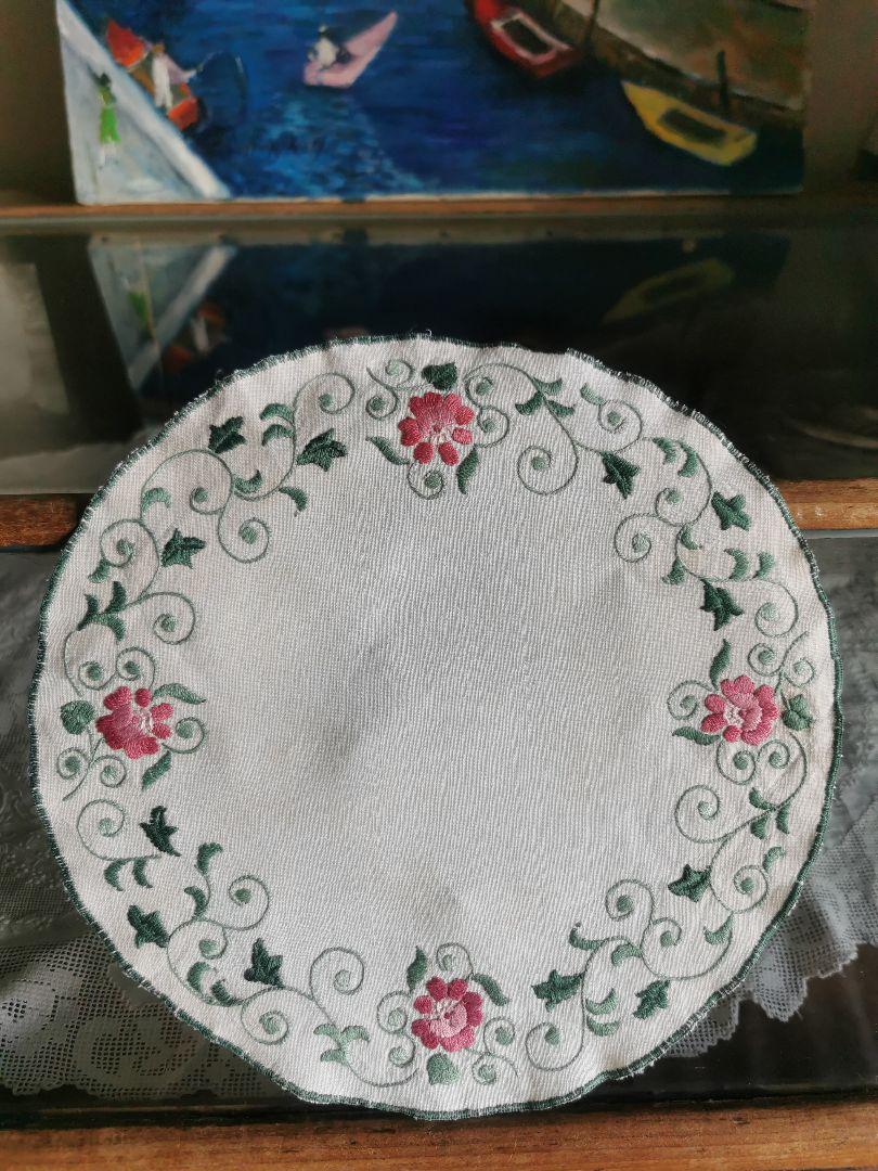 

[USED] Antique French Pink & Green Gradient Rose Hand-Embroidered Linen Doily