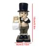 Humorvoller Taschentuchhalter Figur, Skurrile Jungenstatue in spielerischer Haltung, Kreative Schreibtisch- oder Regaldekoration für Wohnheim, Zuhause
