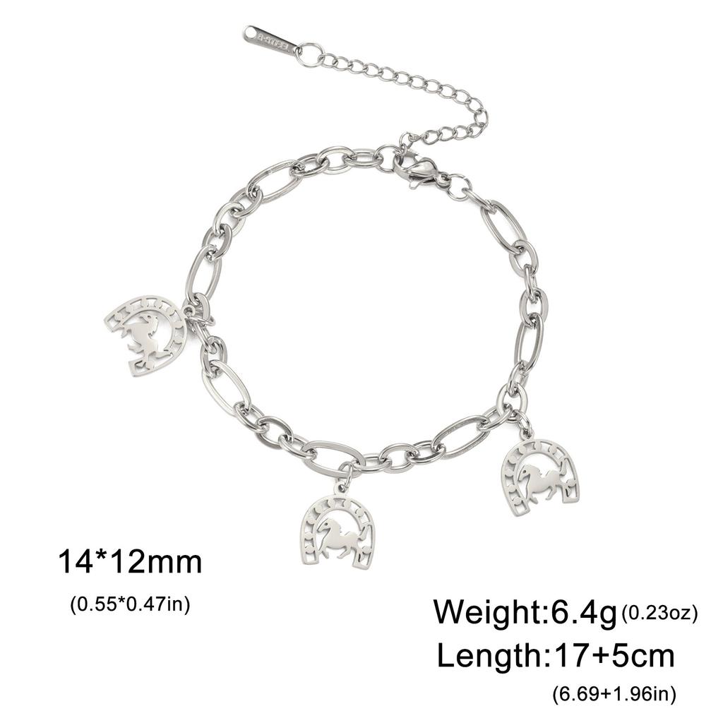 Vintage Hollow Horseshoe Pendant Bracelet Simple Fashion Women Jewelry