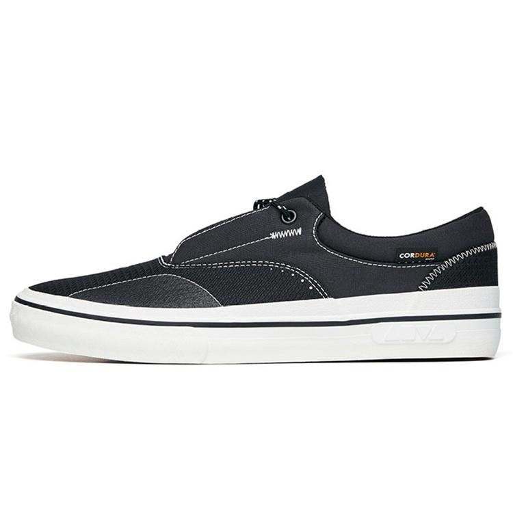 ANTA A-Future Low Kodura Black White Men s 112228015-2 EU 39