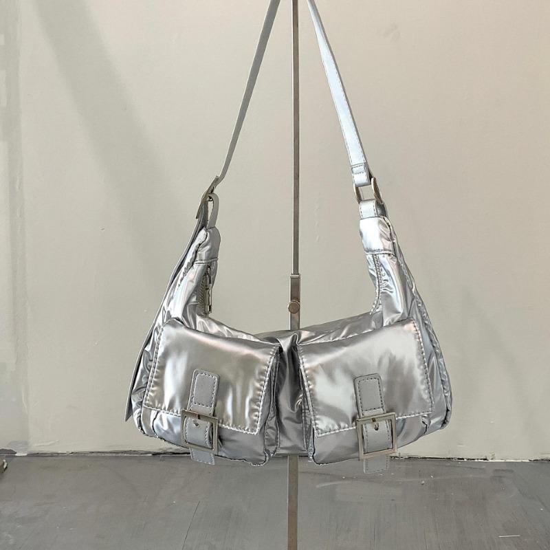 

New fashionable small square bag versatile solid color nylon portable underarm bag trendy high-end shoulder bag серебряный