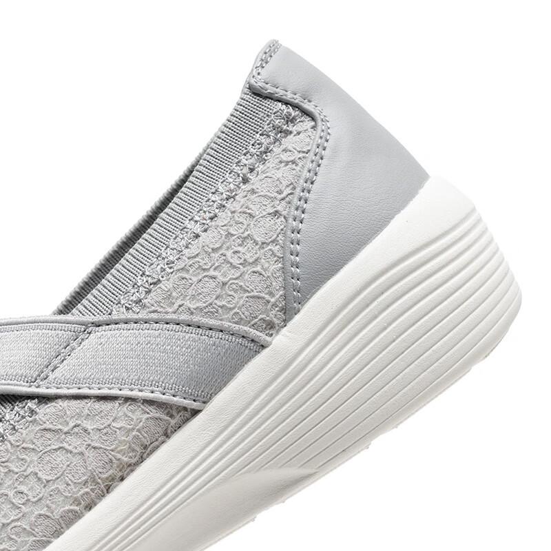 Skechers Women's Lightweight Comfort Sneakers