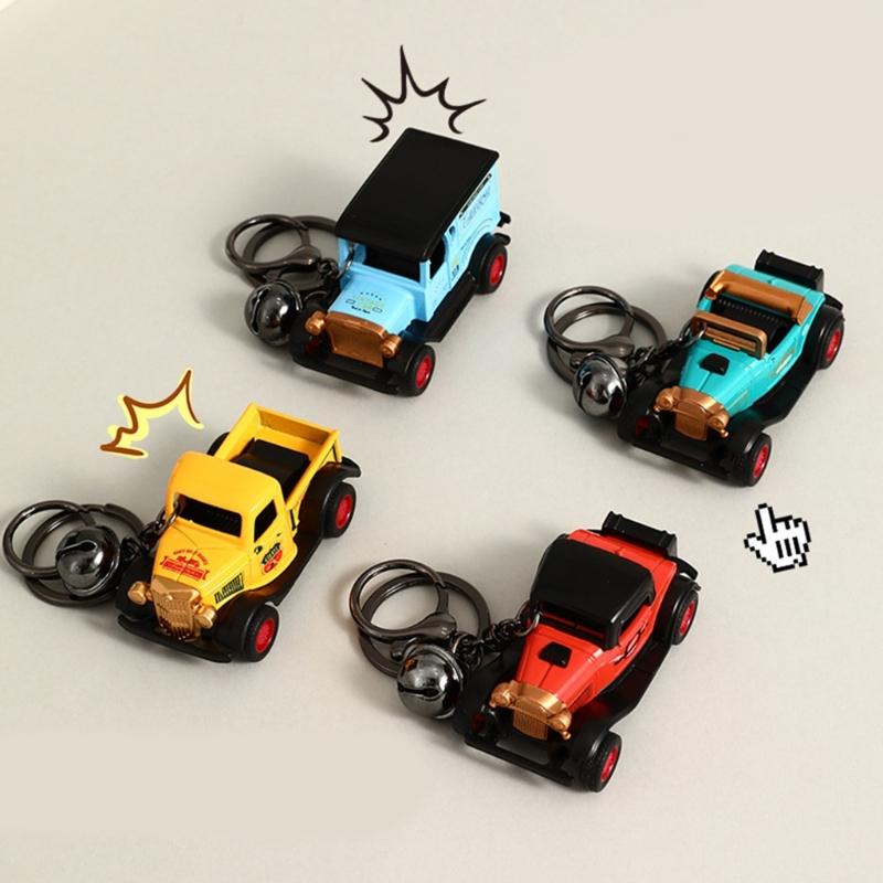 Classical Car Design Key Holder Creative Keychain Pendant For Men And Women Adds A Touch Of Elegance To Keys And Bags