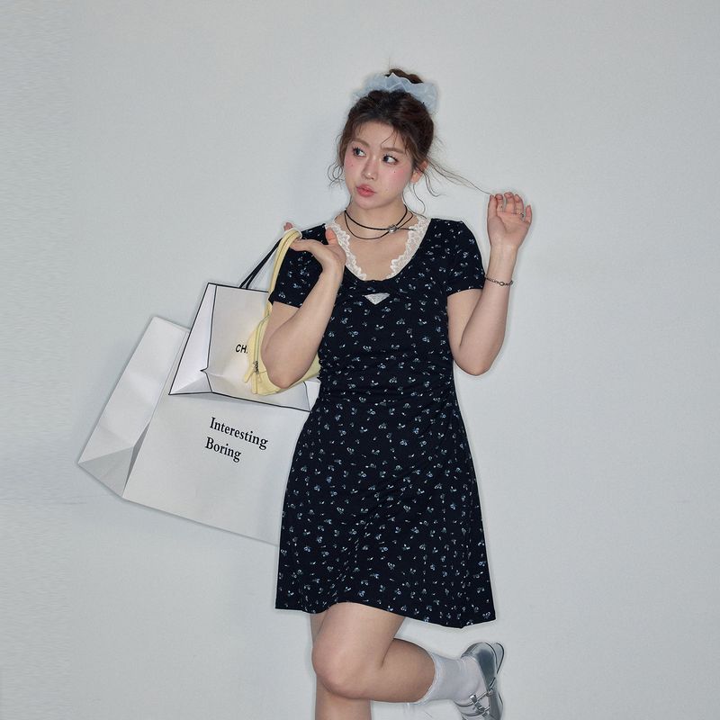 Zhang Ren Summer plus Size Women s Clothes Fat Sister mm Slim Looking Floral Dress French Retro Vacation Style Tea Dress Short Skirt 4XL