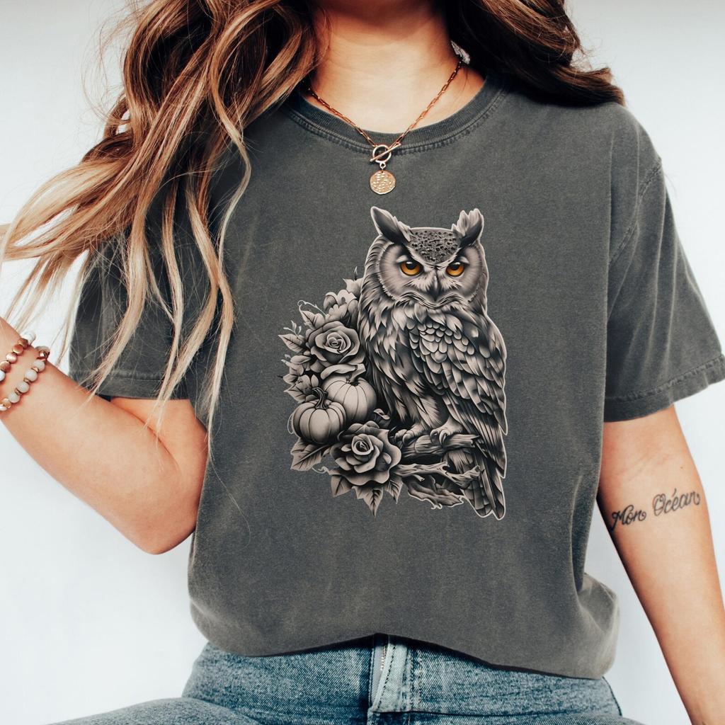 Tattoo Owl With Flowers T-shirt| Unisex Short Sleeve Tee | Comfort Colors 1717 | Alt Clothing | Goth Animal Owl Traditional Tattoo Roses