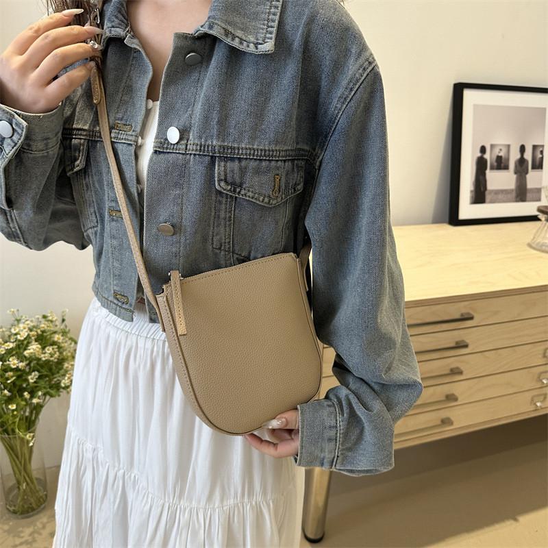 Fashionable Ladies Mini Crossbody Bag 2024 New Trendy Lightweight Pu Shoulder Bag