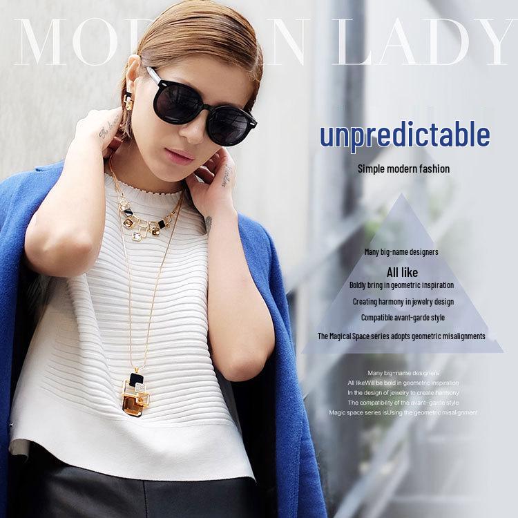 Korean Style Rhinestone Pendant Necklace - European & American Design, Perfect for Girl's Birthday Gift or Magic Space Theme