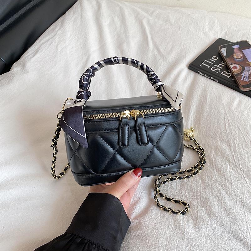 Red Clutch Bag For Women Trend Mini Box Crossbody Phone Bag Fashion Lipstick Pack Chain Shoulder Bag Lady Handbag Zipper Wallet