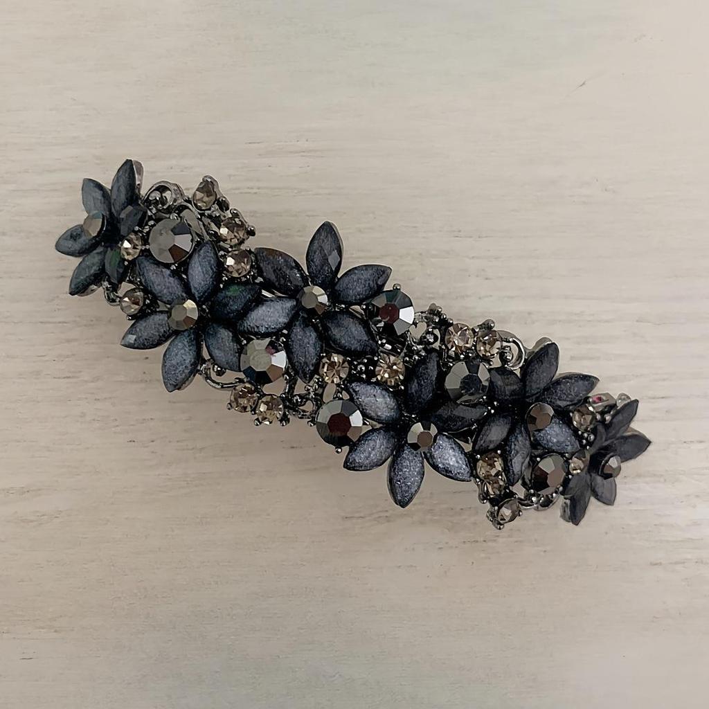 Retro Floral Spring Hair Clip - Elegant Horizontal Style for Women