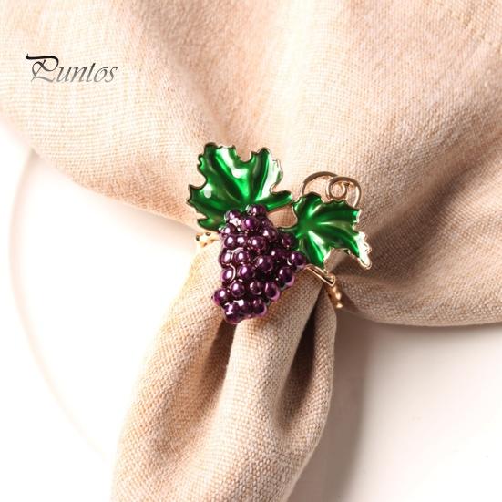 2Pcs Napkin Ring Refreshing Fine Workmanship Dining Table Supplies Summer Purple Grape Napkin Holder for Party