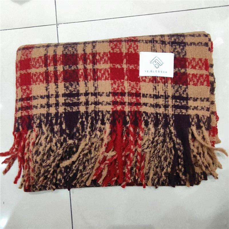 New dry rose pink plaid scarf female Korean atmosphere warm winter white soft fringed shawl scarf tide