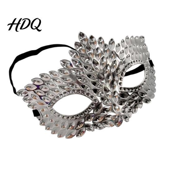 Unique Halloween Outfit Accessory Rhinestone Masquerade Mask Adjustable Eye Mask for Party Ball Gala Comfortable Fit Face Cosplay Sparkling