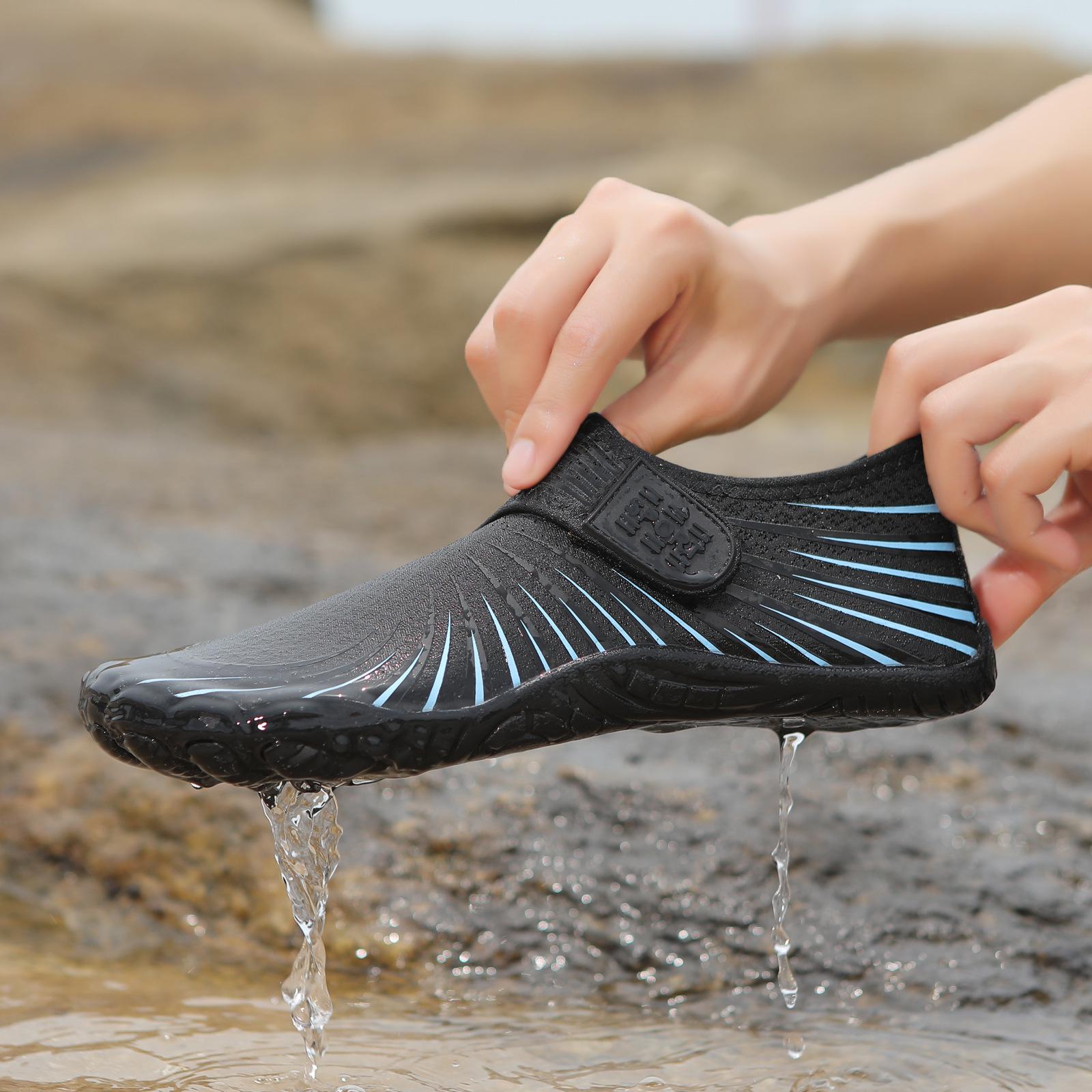 

Breathable Quick-Dry Non-Slip Five-Finger Water and Hiking Shoes for Men, Women, and Kids 41 чёрный/синий