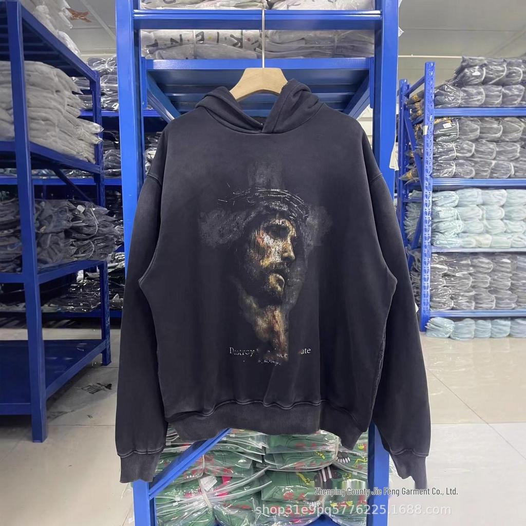 Vintage Distressed Spray-Painted Unisex Hoodie - Retro Loose-Fit