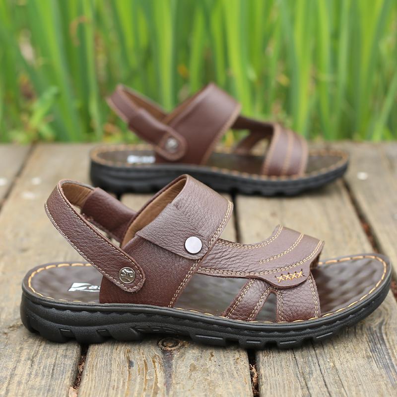 Fashion Sandals Men 2025 Summer New Non-slip Leather Beach Shoes Men Soft Sole Wear-resistant Casual Dual-use Leather Slippers