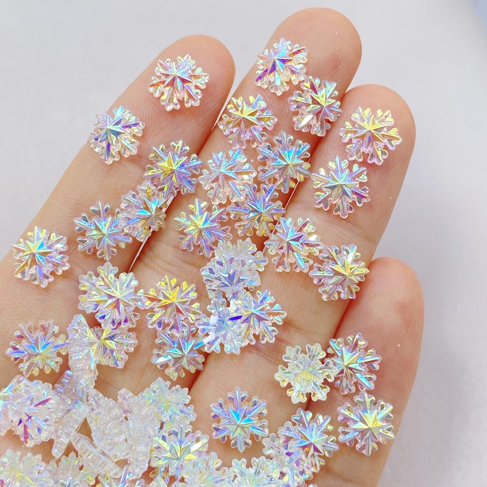 50 Stück Niedliche Cartoon Mini Farbige Schneeflocken Nailart Harz Designer Charms DIY Basteln Für Nagel 3D Dekorationen Schmuck
