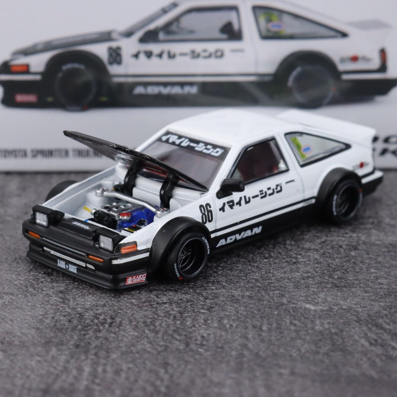 

Kaido House MINI GT 1:64 Toyota AE86 Street V1 Литьевой пластик Реалистичная модель автомобиля из сплава, Подарок для мальчиков Коллекционный Предмет для украшения