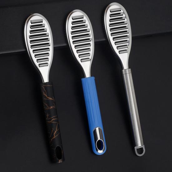 Multifunctional Cooking Tool Stainless Steel Fish Scale Remover, Compact with Ergonomic Non-slip Garlic And Ginger Grater Handle, for Kitchen Seafood